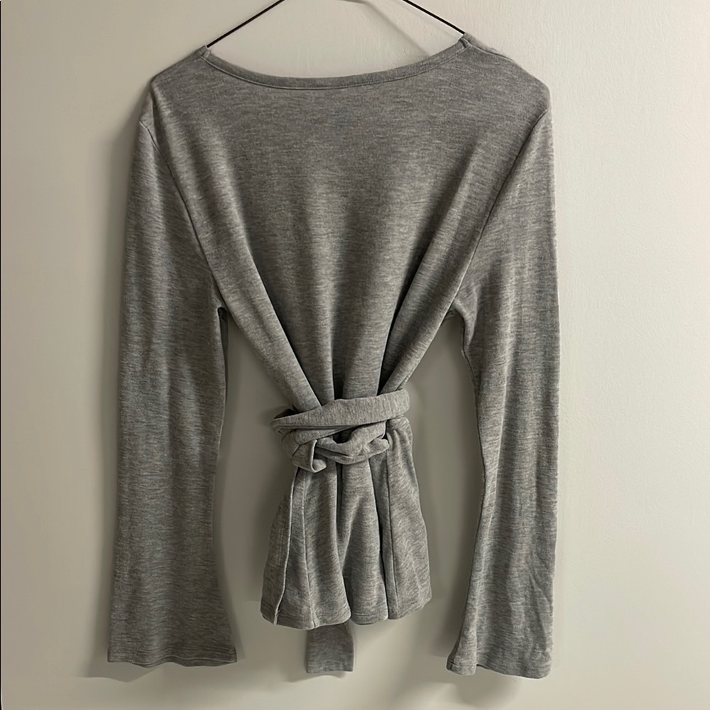 Gray Wrap Top - Picture 4 of 4